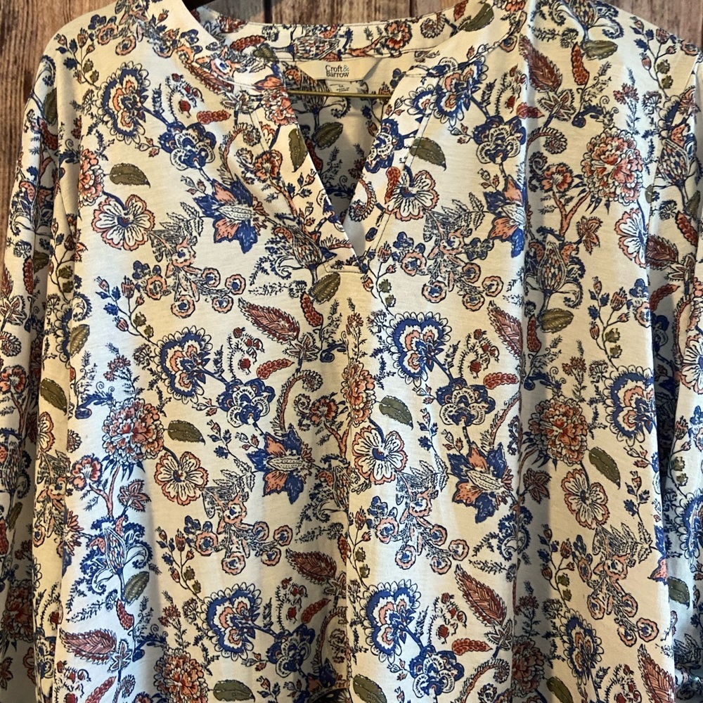 Croft and Barrow Size 1X Floral Blouse